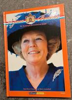 25 jaar Beatrix: De Koningin in woord en beeld, Ophalen, Zo goed als nieuw, Overige
