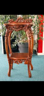 Prachtig Houtsnijwerk Bijzettafel - Handgemaakt, Antiek en Kunst, Ophalen