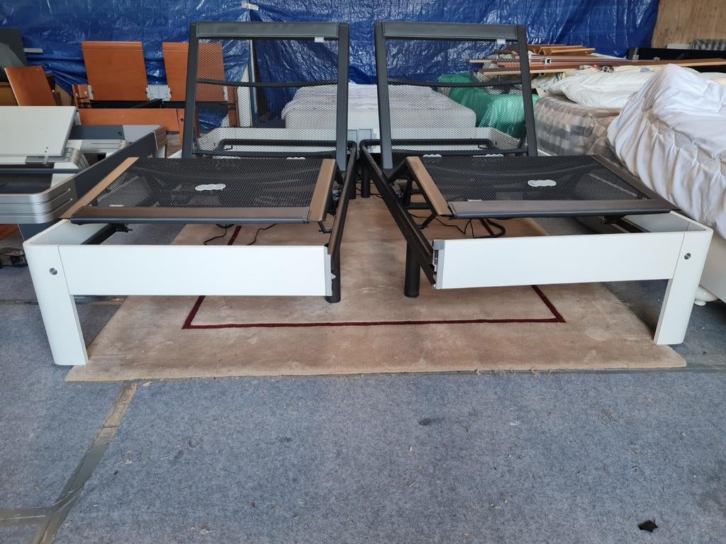 VOL ELEKTRISCHE AUPING AURONDE DEELBARE 180-200/48, Huis en Inrichting, Slaapkamer | Bedden, Verstelbaar, ., Wit, Akbedden
