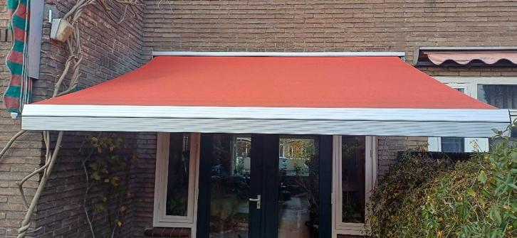 Zonnescherm 288 x 248 cm, Tuin en Terras, Zonneschermen, Gebruikt, Knikarmscherm, 150 tot 300 cm, 250 cm tot 450 cm, Ophalen