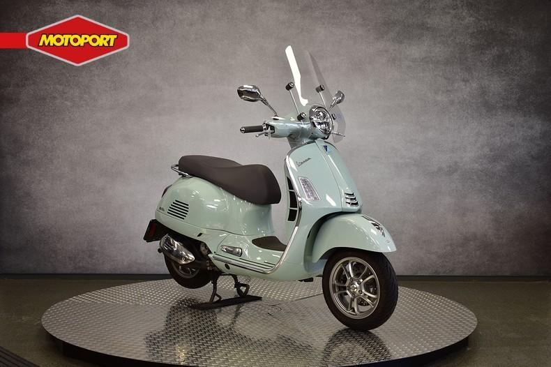 Vespa GTS 300 (bj 2024), Scooter, Info@piaggio.com, Bedrijf, Viale Rinaldo Piaggio, 25
56025  Pontedera, IT