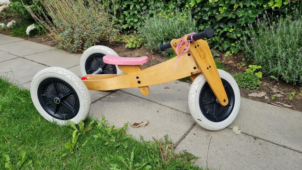 Houten driewieler Wishbone, Ophalen, Gebruikt, Wishbonebike, Verstelbare zitting