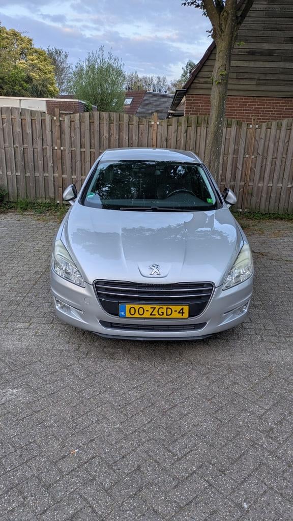 Peugeot 508 1.6 THP 115KW/156PK 2011 Grijs, Auto's, Voorwielaandrijving, Leder en Stof, Handgeschakeld, Particulier