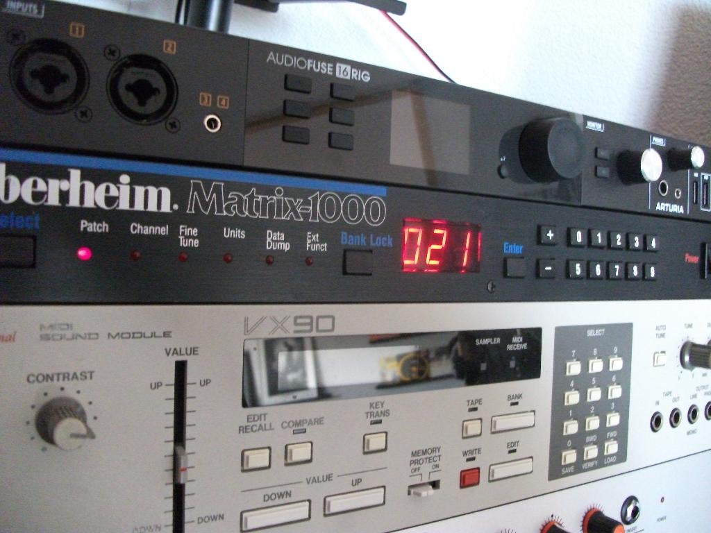 Oberheim Matrix-1000, Overige merken, Gebruikt, Met midi-aansluiting, Overige aantallen
