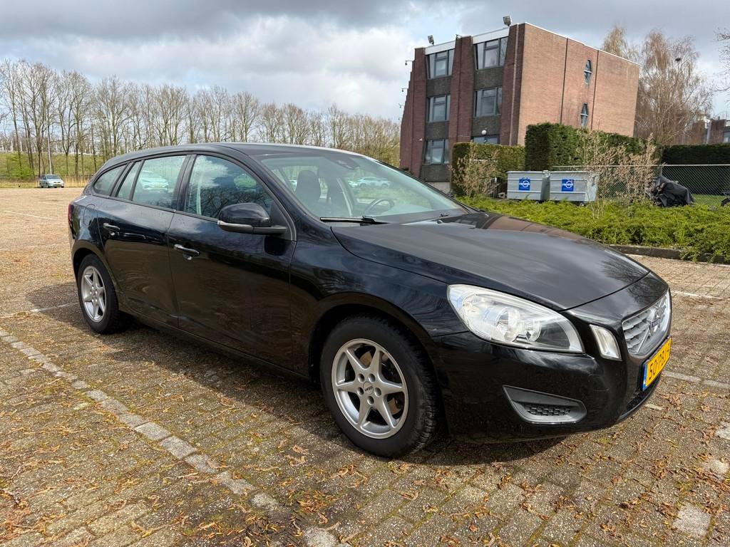 Volvo V60 1.6 T3 Cruise PDC Airco, Auto's, Volvo, Bedrijf, Te koop, V60, ABS, Airbags, Airconditioning, Alarm, Boordcomputer, Centrale vergrendeling