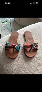 Havaianas slippers met tropische print - Maat 39/40, Ophalen of Verzenden, Zo goed als nieuw, Overige kleuren, Slippers