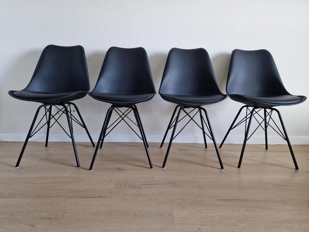 Kuipstoelen merk Luuk, Ophalen, Zwart, Nieuw, Vier