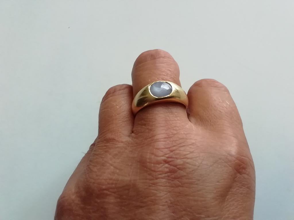 18 KARAAT GOUDEN RING MET MAANSTEEN 7,7 GRAM, Sieraden, Tassen en Uiterlijk, Ringen, 20 of groter, Ophalen of Verzenden, Zo goed als nieuw