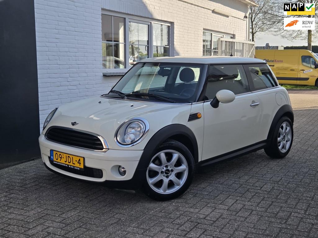 Mini Mini 1.4 One | 2009 | NAP | APK 04-2027 | Goed Onderhou, Voorwielaandrijving, 4 cilinders, 4 stoelen, Wit