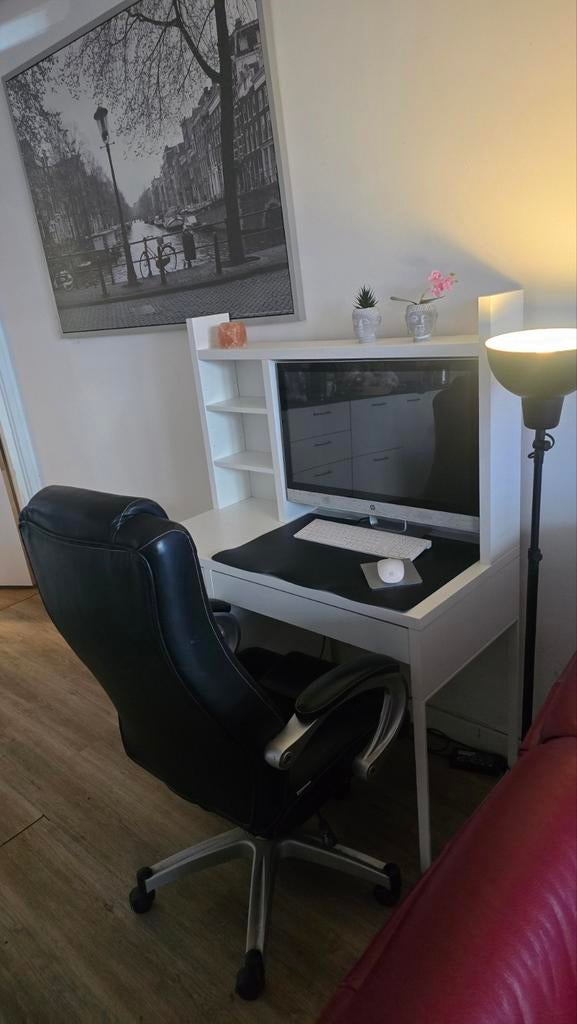Pc Bureaus +stoeltje, Ophalen of Verzenden, Zo goed als nieuw