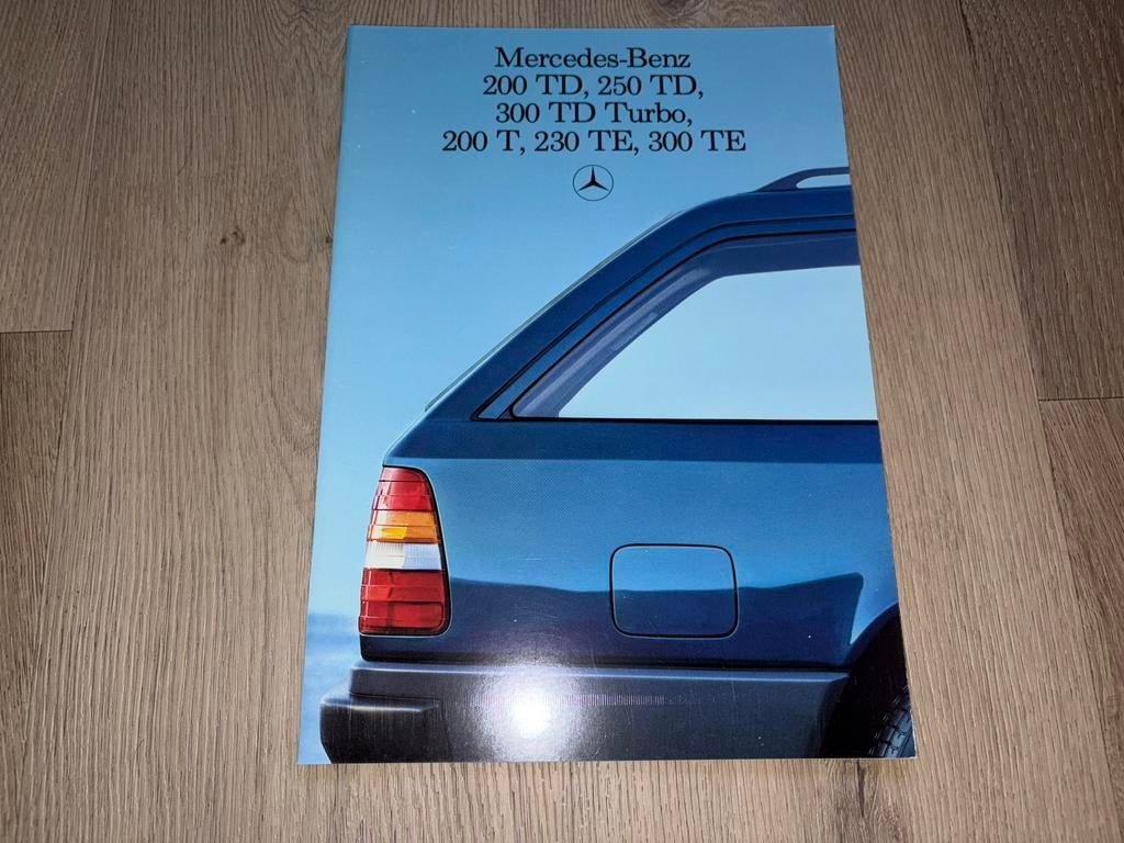 Folder Mercedes-Benz W124 T-serie (200TD, 300TE) 1985, Ophalen of Verzenden, Zo goed als nieuw