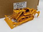 DAN Models Caterpillar D7E A blad met ripper, Hobby en Vrije tijd, Modelauto's | 1:50, Ophalen of Verzenden, Zo goed als nieuw
