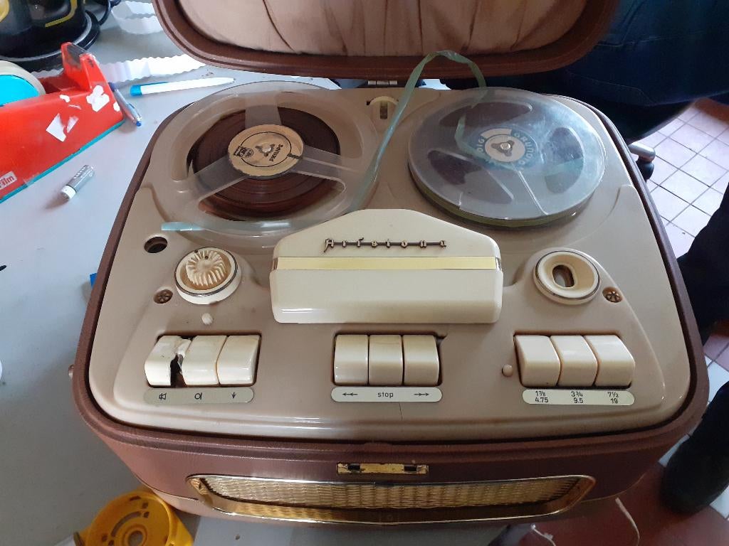 bandrecorder Aristona, Ophalen, Met banden, X, X