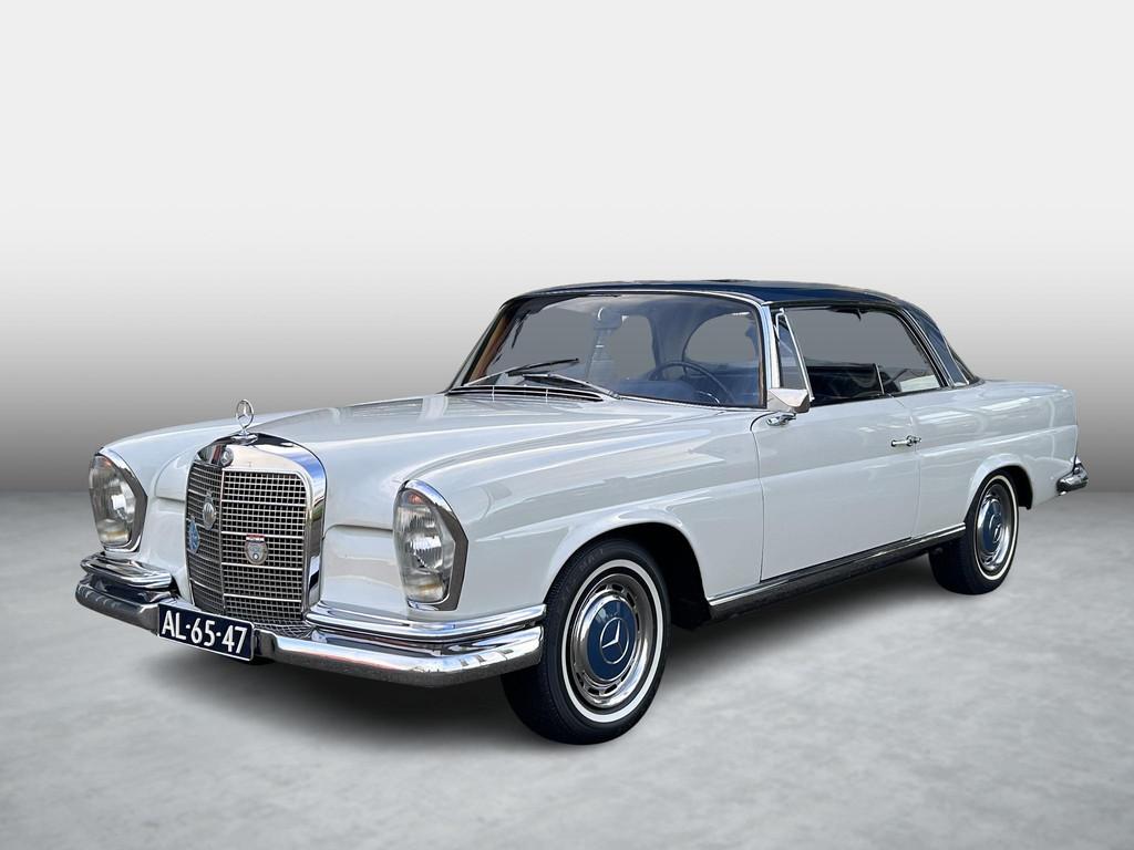 Mercedes-Benz 280 SE Coupe, Auto's, Mercedes-Benz, 12 maanden, Stof, Gebruikt, Overige modellen