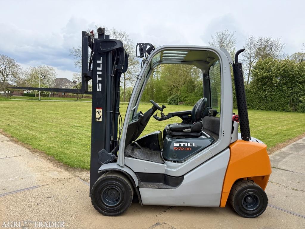 Still 2000KG diesel heftruck BJ2017  3-delig + 4 ventielen