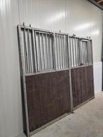 Set stalwanden aangeboden. 2 voorwanden en 1 tussenwand.