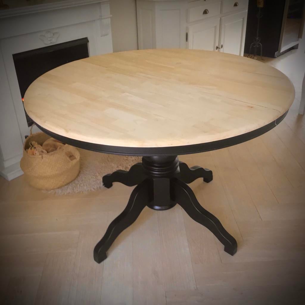 Ronde uitschuifbare bolpoot eettafel in landelijke style, Huis en Inrichting, 100 tot 150 cm, Ophalen of Verzenden, Vijf personen of meer