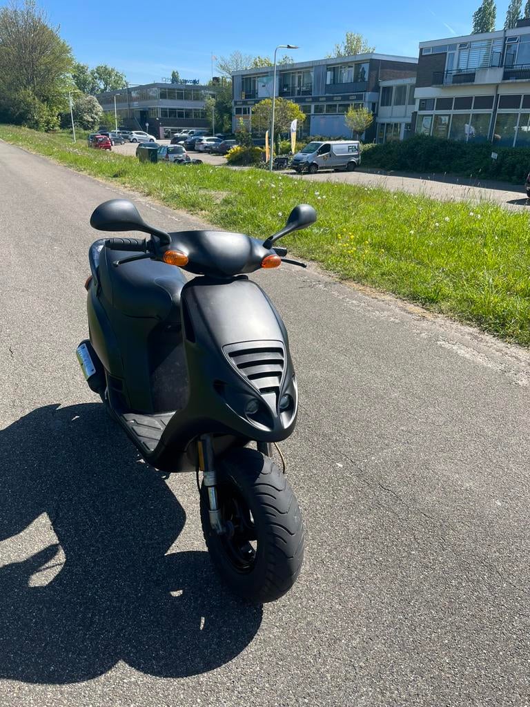 Piaggio nrg mc2 origineel, Fietsen en Brommers, Scooters | Piaggio, Gebruikt, NRG, Maximaal 45 km/u, Tweetakt, Ophalen