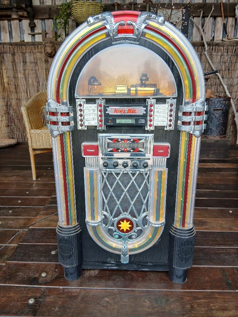 Jukebox met radio, cd en tape, Ophalen, Gebruikt, 1970 tot heden, Overige merken