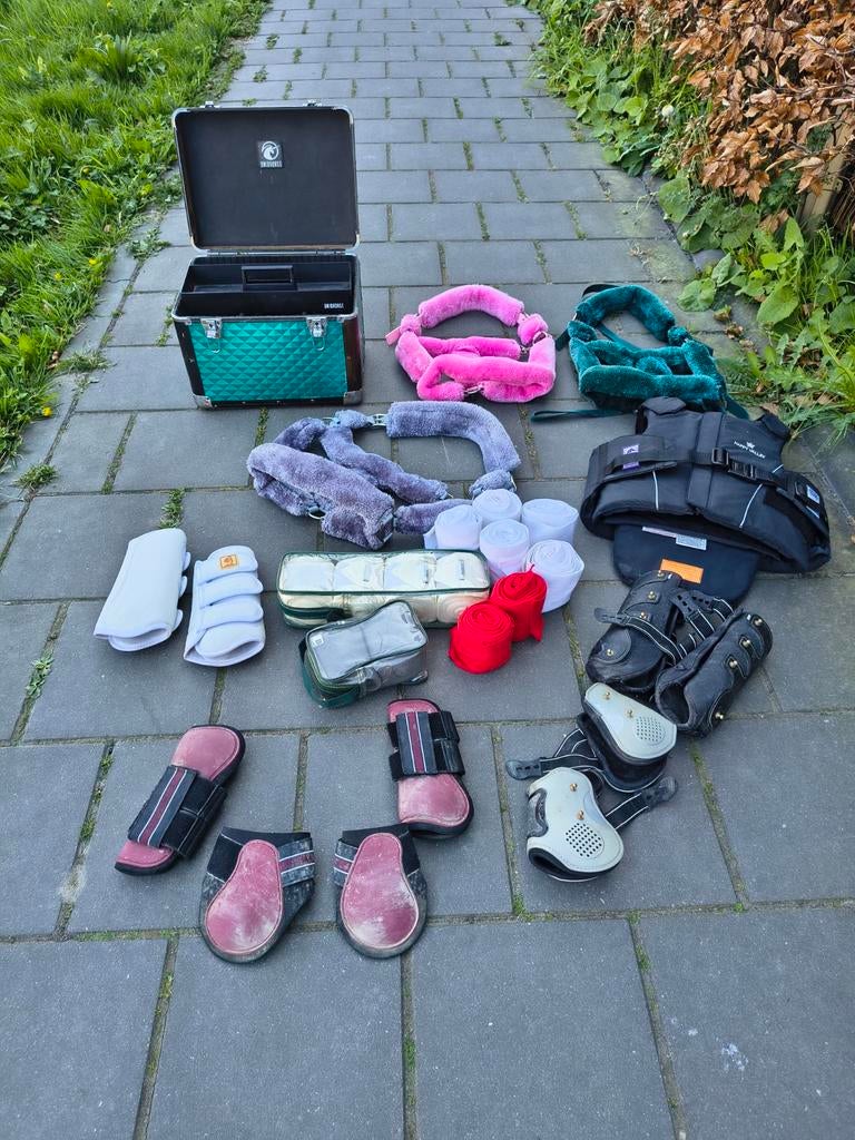 Diverse paardenspullen, Dieren en Toebehoren, Ophalen of Verzenden, Overige soorten