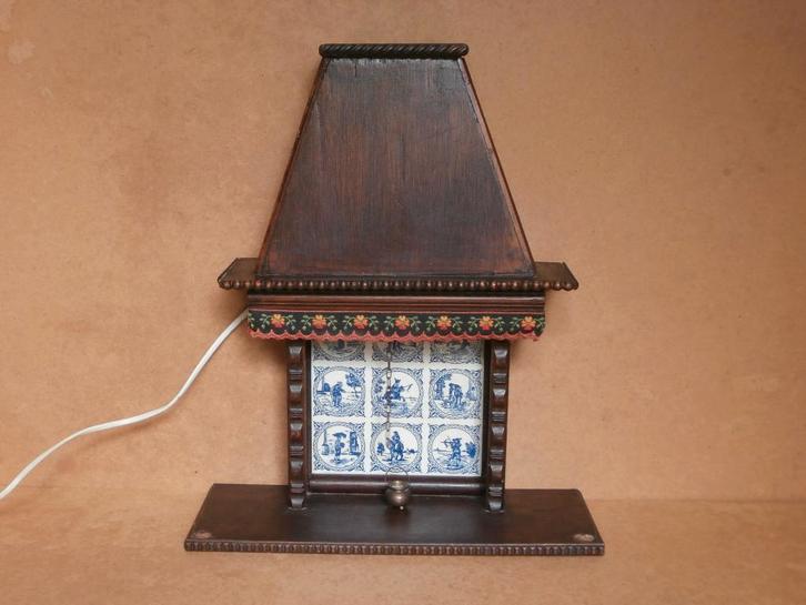 Miniatuur schouw haard vuurplaats lampje Delft blauw tegels, Antiek en Kunst, Antiek | Woonaccessoires, Ophalen of Verzenden