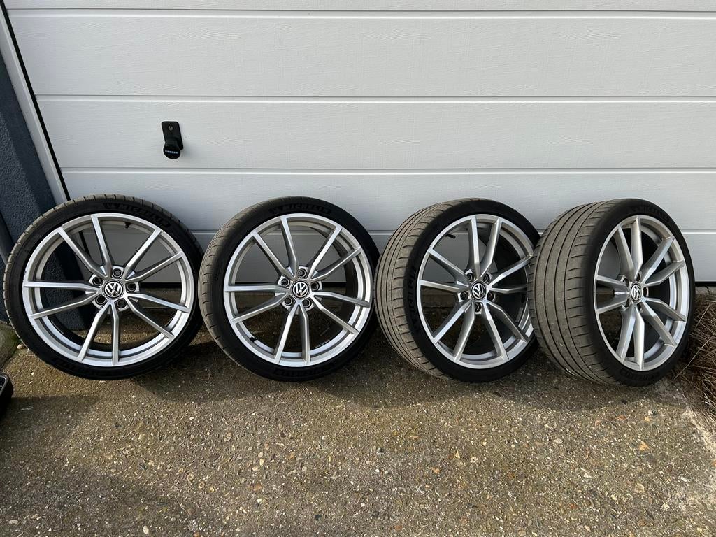 Pretoria velgen Michelin Pilot Sport 4s, Auto-onderdelen, Banden en Velgen, 235 mm, Band(en), Zomerbanden, Ophalen