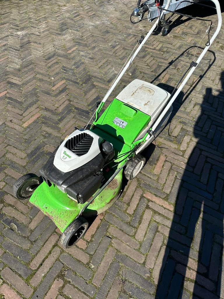 Viking MB 253 T Benzine Grasmaaier - Krachtig en Betrouwbaar, Cirkelmaaier, Gebruikt, Ophalen of Verzenden, Opvangbak