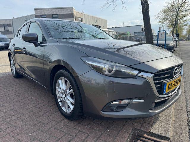 Mazda 3 2.2 SkyActiv-D 150 5deurs SkyLease+ Euro6 108.000km, Voorwielaandrijving, Stof, Gebruikt, 4 cilinders