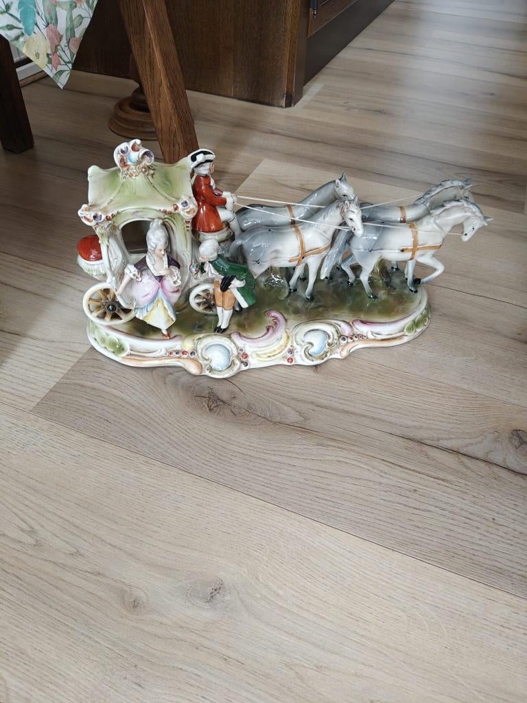 Porseleinen koets, Antiek en Kunst, Ophalen of Verzenden