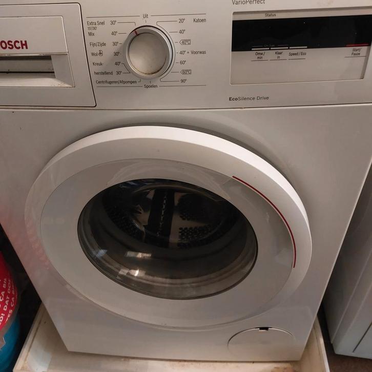 Bosch wasmachine, Witgoed en Apparatuur, Wasmachines, Gebruikt, Voorlader, 6 tot 8 kg, 85 tot 90 cm, 1200 tot 1600 toeren, Ophalen