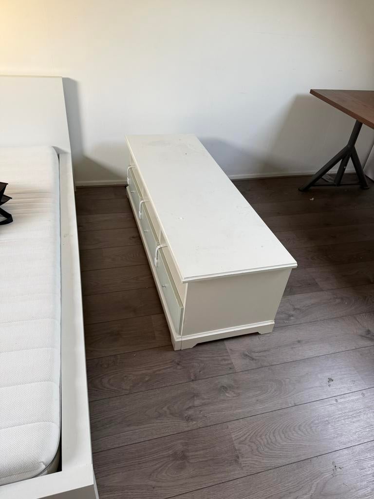 GRATIS Tv meubel GRATIS, Ophalen, Zo goed als nieuw, Tweepersoons