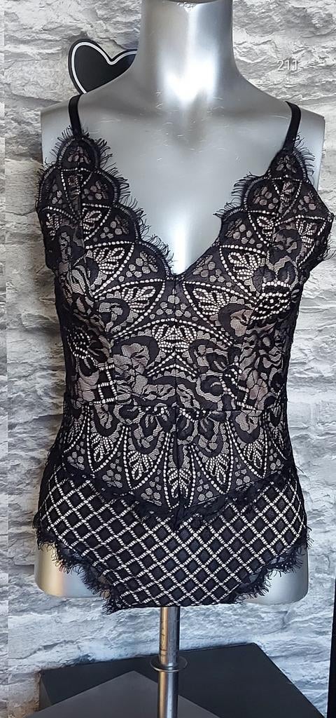 Sexy zwart kanten body S, Kleding | Dames, Ondergoed en Lingerie, Ophalen of Verzenden, Zwart, Body of Korset