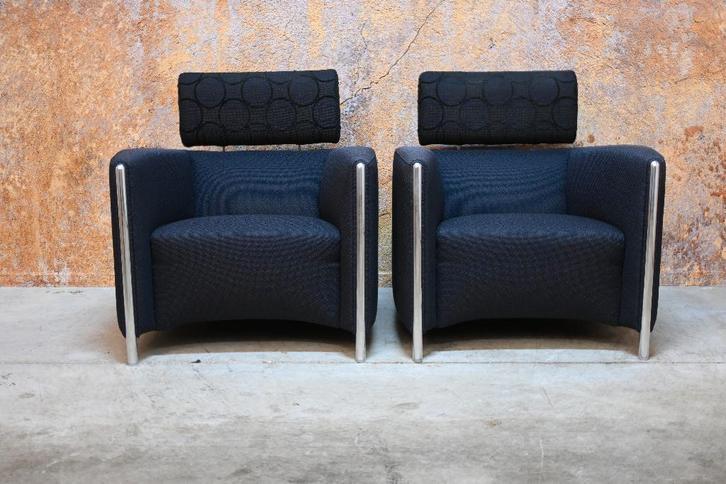ZGANieuw 2 zwarte stoffen Leolux Goncharov design fauteuils, Huis en Inrichting, Fauteuils, Zo goed als nieuw, Metaal, Stof, 50 tot 75 cm