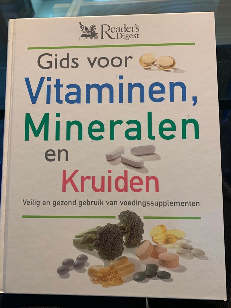 Gids voor Vitaminen, Mineralen en Kruiden Reader's Digest, Boeken, Ophalen of Verzenden, Zo goed als nieuw, Kruiden en Alternatief