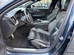 Volvo V60 2.0 T6 Recharge AWD R-Design, Gebruikt, Euro 6, 4 cilinders, Blauw