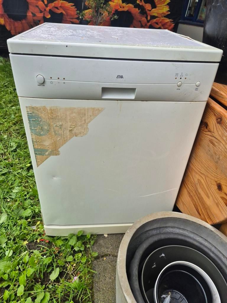 Complete set: vaatwasser, gasfornuis en eettafel, Ophalen