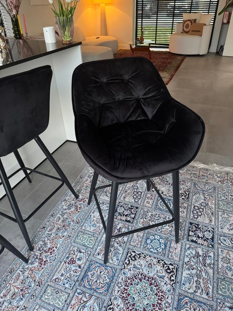 3x barstoelen zwart velvet, 2 krukken, Ophalen, Zo goed als nieuw, 60 tot 90 cm