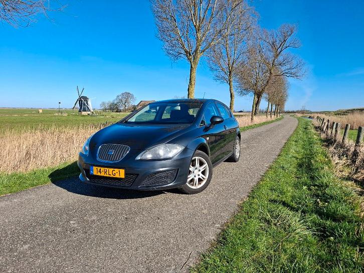Seat Leon 1.6 TDI 77KW 2011 Grijs evt EXPORT, Auto's, Seat, Particulier, Leon, Diesel, A, Hatchback, Handgeschakeld, Origineel Nederlands