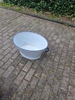 Een topper van grote emaille witte teil met blauwe rand, Ophalen of Verzenden