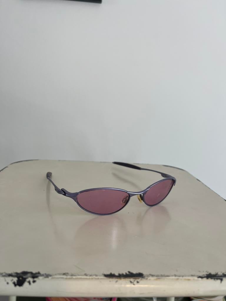Oakley Teaspoon zonnebril, Sieraden, Tassen en Uiterlijk, Zonnebrillen en Brillen | Dames, Gebruikt, Zonnebril, Paars, Ophalen of Verzenden