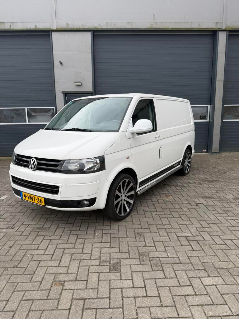 volkswagen transporter t5 l1h2 2.0 TDI 2011, 4 cilinders, 122 pk, Mercedes-Benz, Diesel