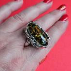 Grote zilveren art nouveau ring met groene amber 925 zilver, 20 of groter, Nieuw, Ophalen of Verzenden, Met edelsteen
