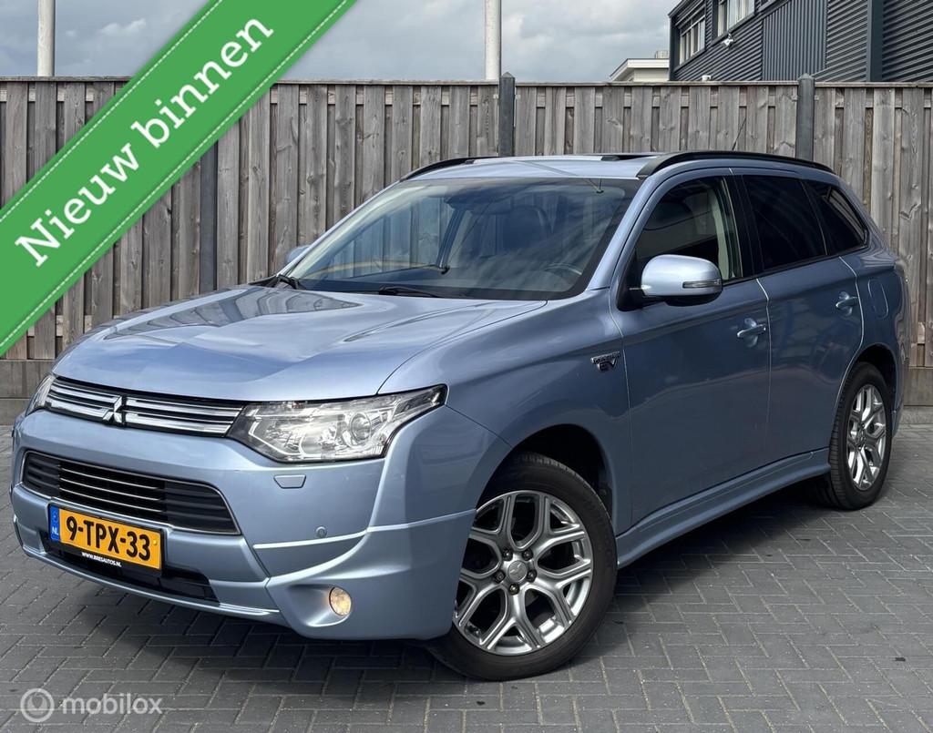 Mitsubishi Outlander 2.0 PHEV Instyle+/BTW-auto/Navi/Pano/, Auto's, Mitsubishi, Bedrijf, Te koop, Outlander, 4x4, ABS, Achteruitrijcamera
