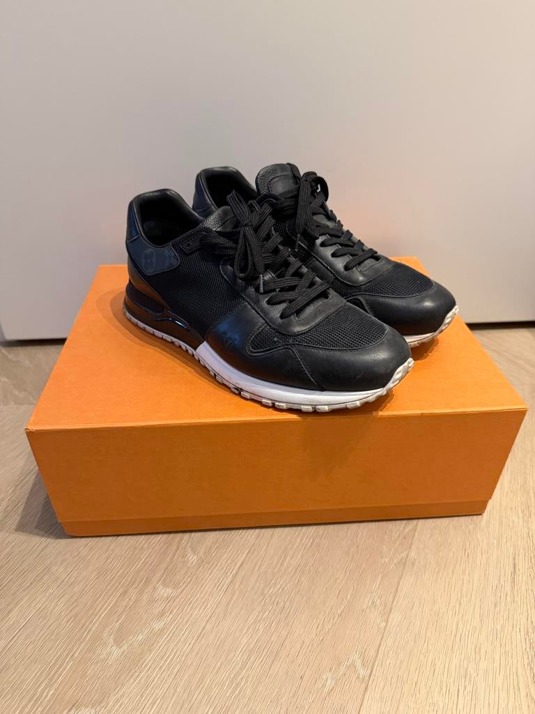 Louis Vuitton runner sneakers, Kleding | Heren, Zwart, Ophalen of Verzenden, Sneakers of Gympen, Gedragen