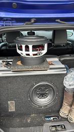 Subwoofer met custom kist + versterker, Ophalen, Zo goed als nieuw