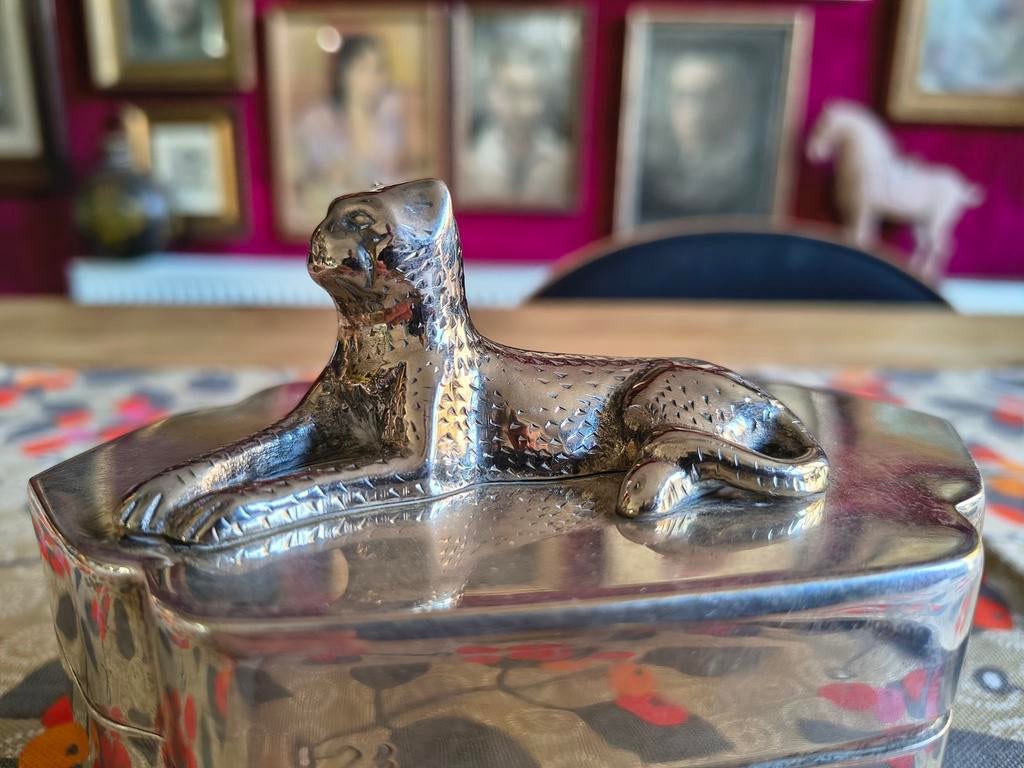 Art Déco Zilvergrijze Doos met Panter, Antiek en Kunst, Curiosa en Brocante, Ophalen of Verzenden
