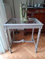 Fraai houtgestoken geverfd lodewijk tafeltje, Antiek en Kunst, Antiek | Meubels | Tafels, Ophalen