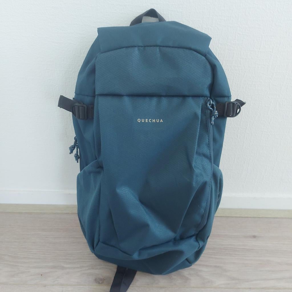 Quechua Dagrugzak - 20 Liter - Nieuw, Sieraden, Tassen en Uiterlijk, Tassen | Rugtassen, Ophalen, Nieuw, Overige merken