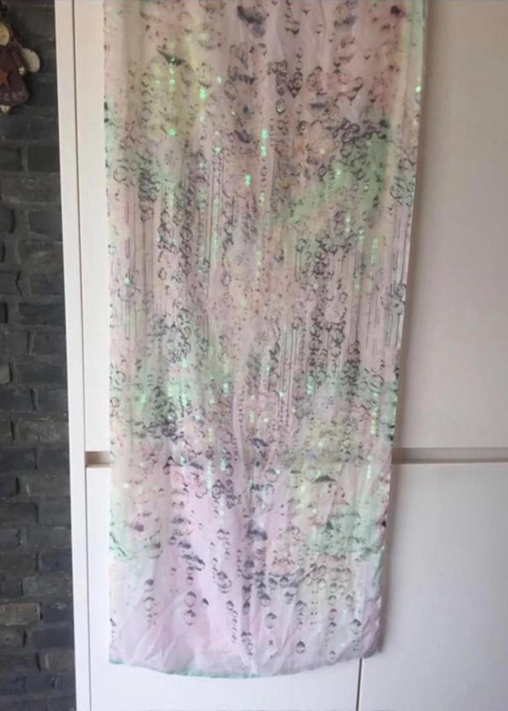 Ted Baker gedubbelde sjaal met pailletten., Kleding | Dames, Ophalen of Verzenden, Zo goed als nieuw, Maat 42/44 (L), Sjaal