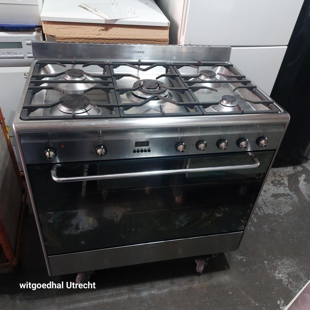 90 cm  gasfornuis SMEG, Witgoed en Apparatuur, Fornuizen, Zo goed als nieuw, Vrijstaand, Gas, 5 kookzones of meer, 90 tot 95 cm